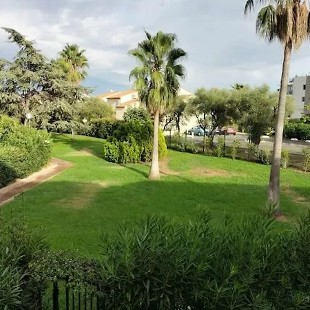Apartment Joli Avec Piscine Antibes