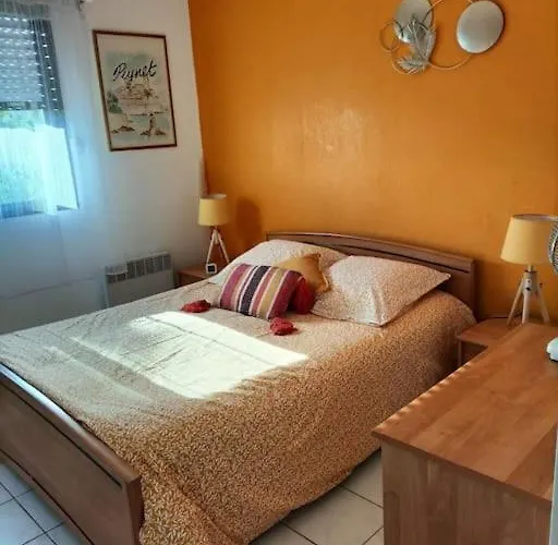 Appartement Joli Avec Piscine