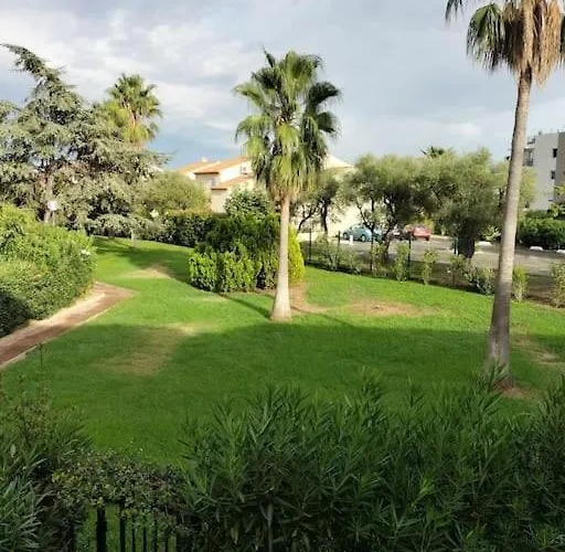 Appartement Joli Avec Piscine Antibes