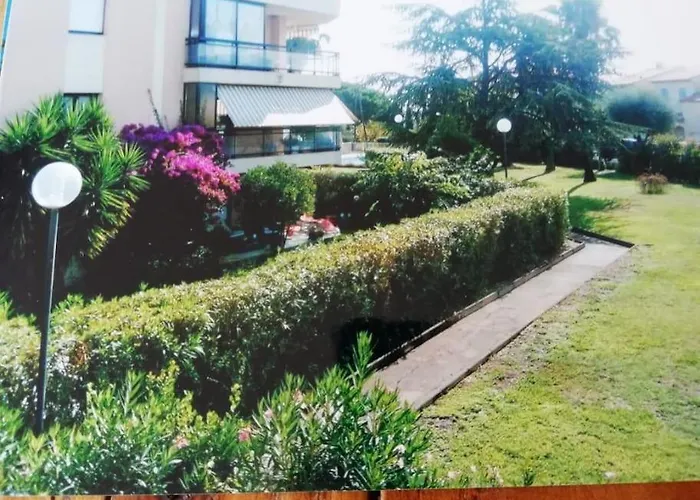 Joli Avec Piscine